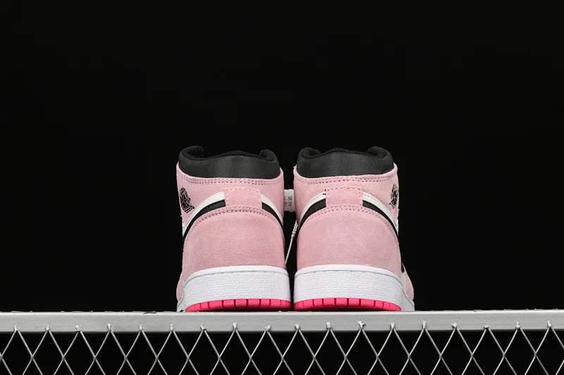 All Categories Air Jordan Jordan Series Basketball Shoes Air Jordan 1 Mid Air Jordan 1 Mid AJ1 Women's 7-hole Dirty Pink Suede Mid Toe 852542-801